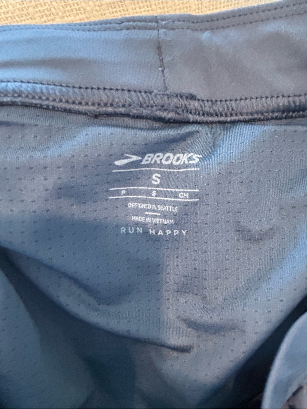 Brooks Black Men's Athletic Running Shorts - Picture 4 of 4